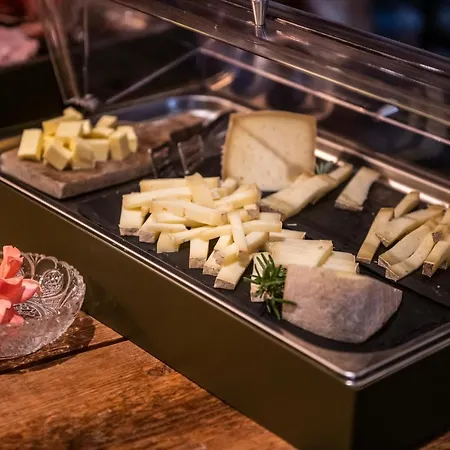 Brieis Relais Alpino ホテル マルモラ