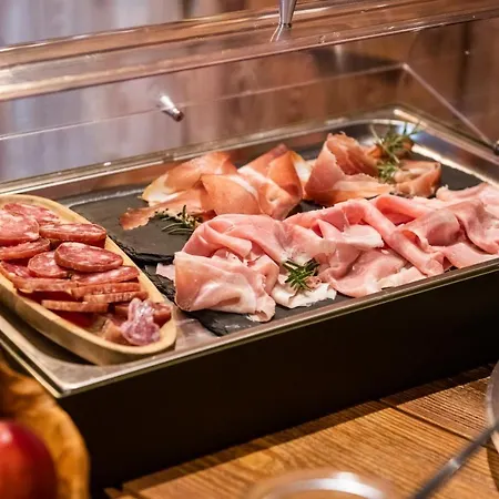 Brieis Relais Alpino ホテル マルモラ