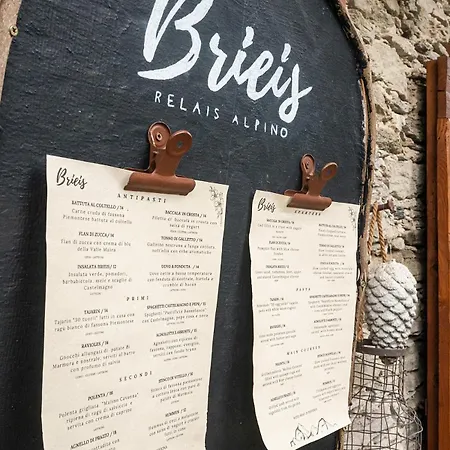 ホテル Brieis Relais Alpino